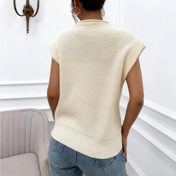 Ivory / black Mock-neck knit Sweater shoulder pad Vest - Picture 5 of 13
